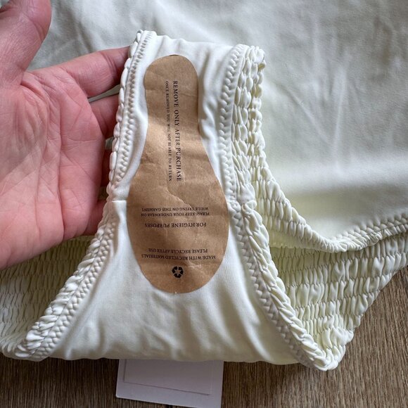 Palm Swim+Resort Cream Elastic Shirred Low Back One Piece Swim Suit Medium NWT - Picture 5 of 8